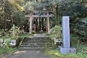 二岡神社